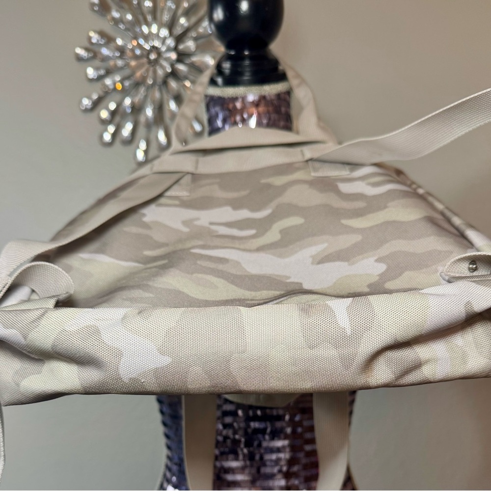 PINK Victoria's Secret Camouflage Tote - Picture 6 of 8
